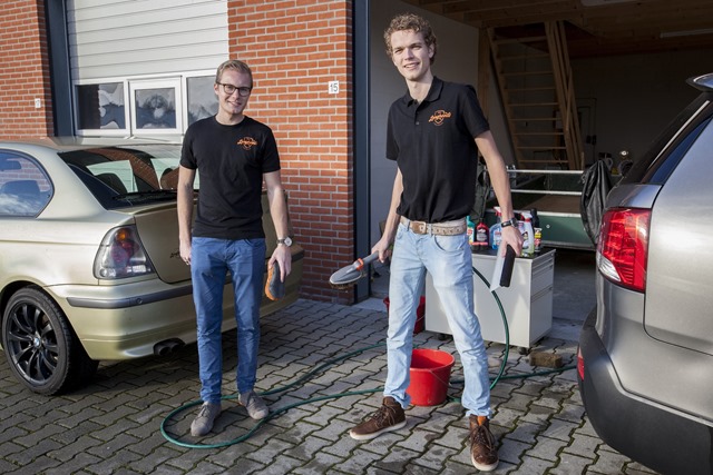 WINSCHOTEN - Lars Derksen en Rutger Korte