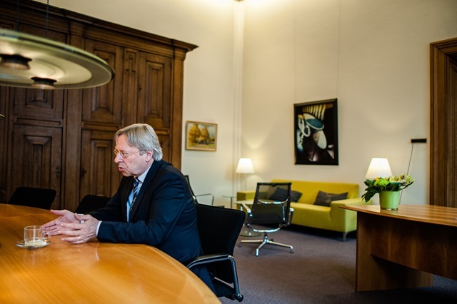 Groningen burgemeester Peter den Oudsten-20