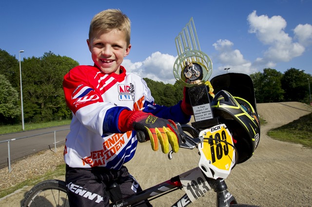 Nederlands Kampioen Fietscross Flying Birds Winschoten