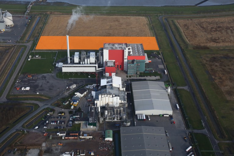 Energy from Waste Delfzijl BV en Groningen Seaports ondertekenen contract