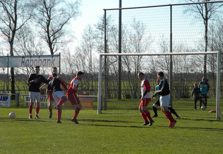 Pekelder Boys en Westerwolde houden elkaar in evenwicht