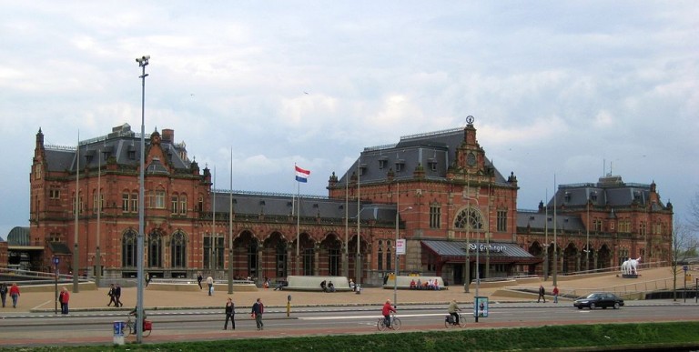 Centraal Station Groningen ontruimd na afgaan rookalarm