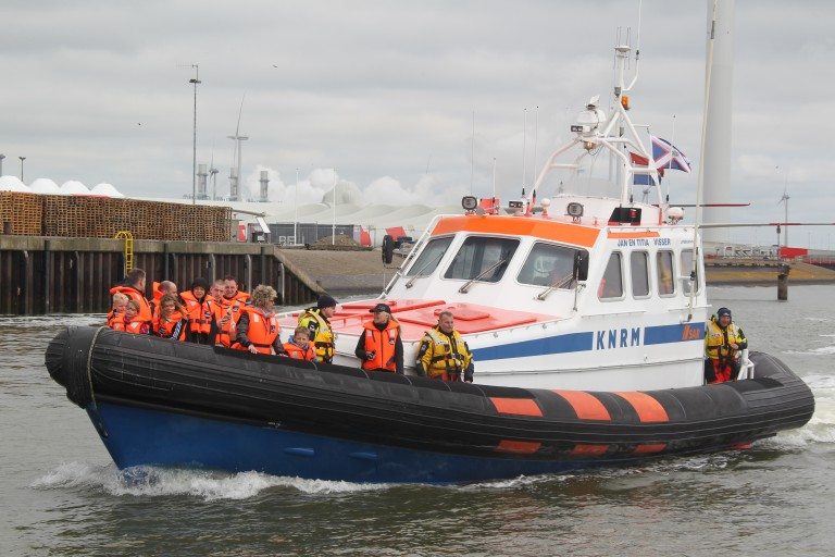 KNRM organiseert reddingbootdag in de Eemshaven