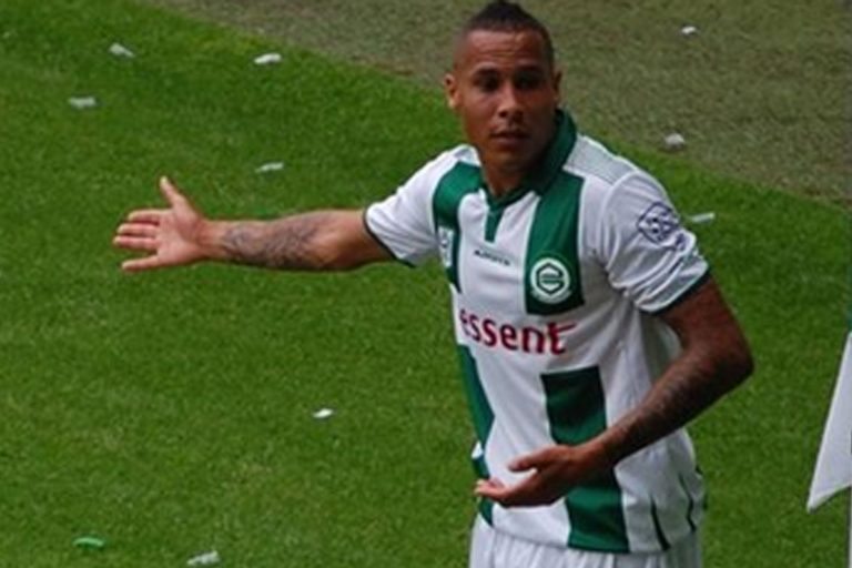 Tjaronn Chery pakt eerste ‘prijs’ bij QPR