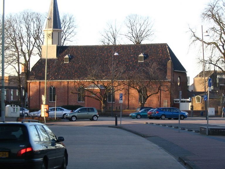 Gedeputeerde Eikenaar blij met ‘oppepper’ centrum Delfzijl