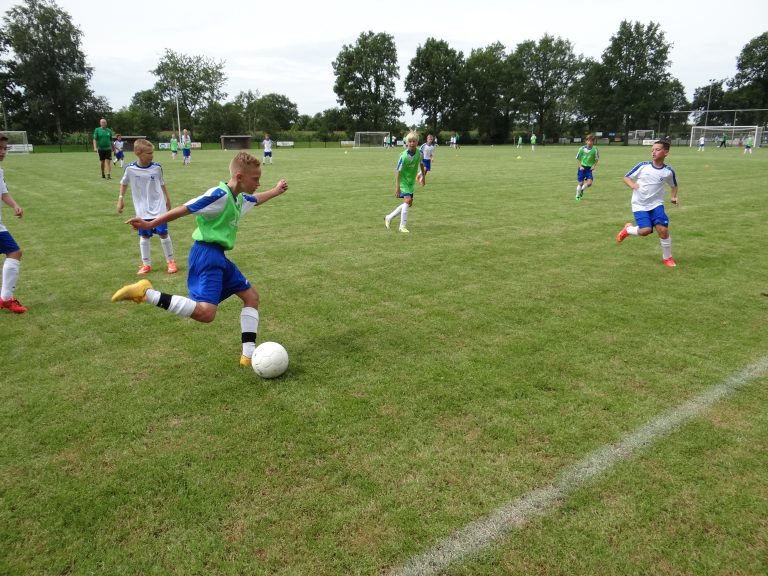 Voetbalkamp Westerkwartier naar sportpark Fc Grootegast