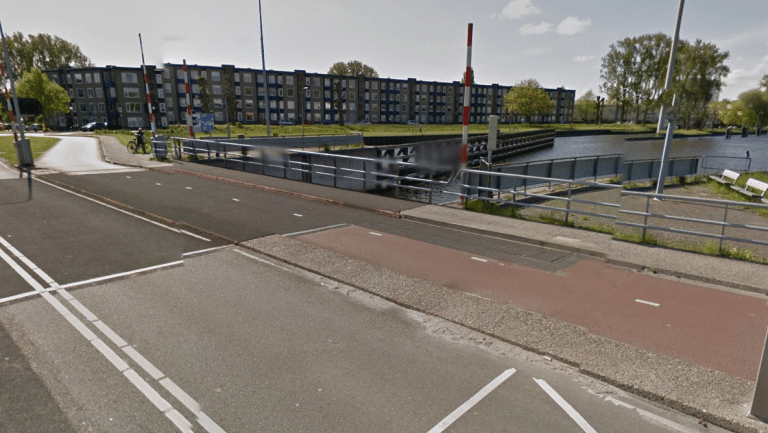 Tweede brug Oostersluis tijdelijk afgesloten