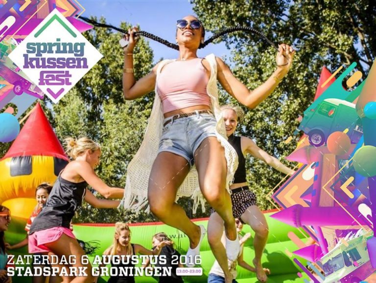 Groots springkussenfest in Stadspark Groningen