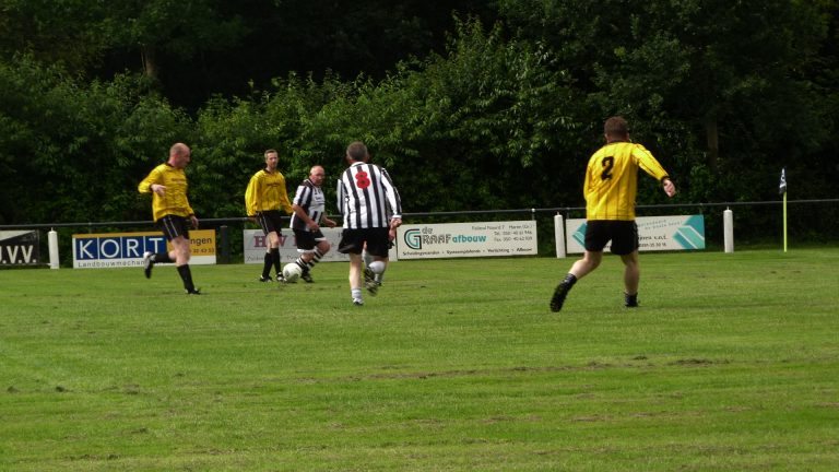 Voetbalvereniging JVV viert 70-jarig bestaan