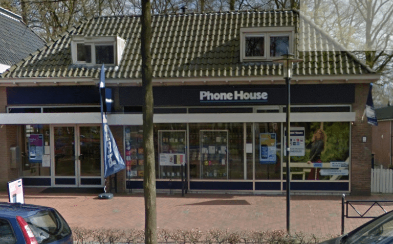 Telefoonwinkel Zuidlaren getroffen door ramkraak