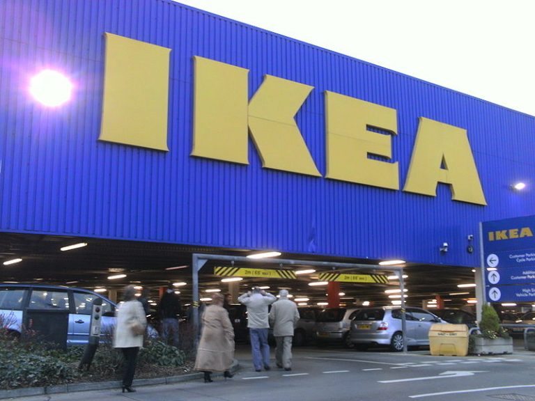 Brandstof lekkage in parkeergarage IKEA