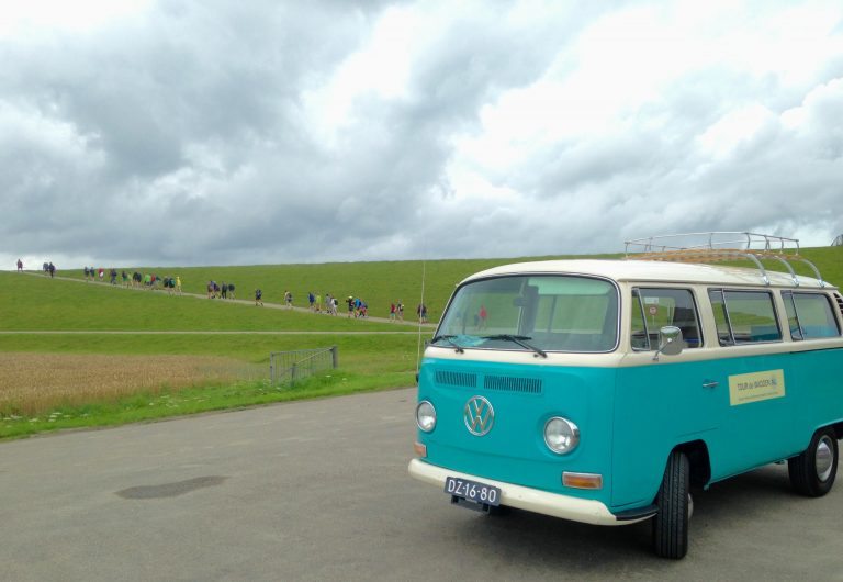 WadloopExpress van stad naar wad