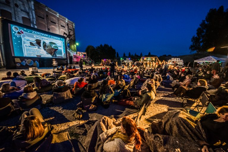 Komend weekend openluchtbioscoop Zienemaan & Sterren