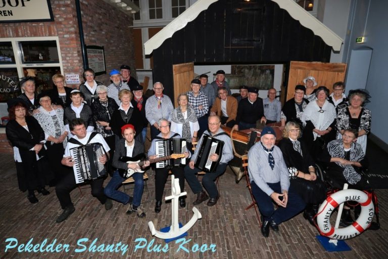 Feestavond Shanty Plus Koor in Nieuw Pekela