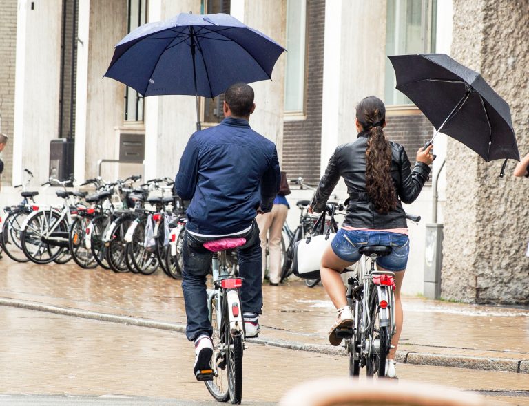 Groningen keert straatklinkers om