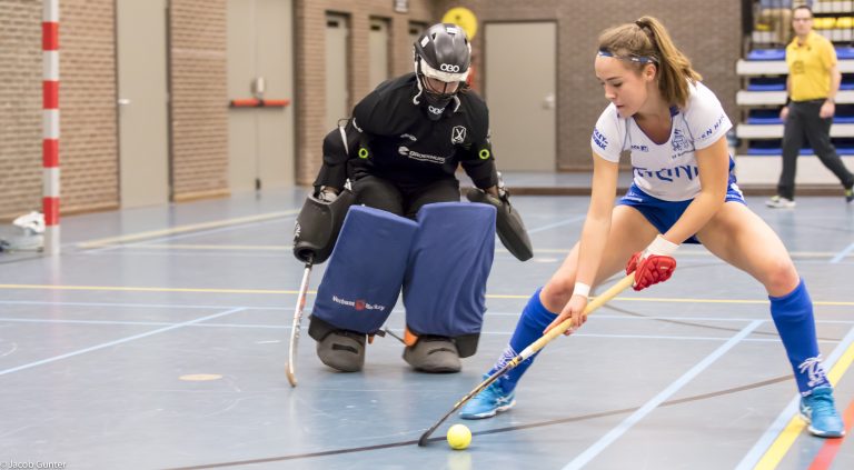 Dames GHHC blijven aan kop