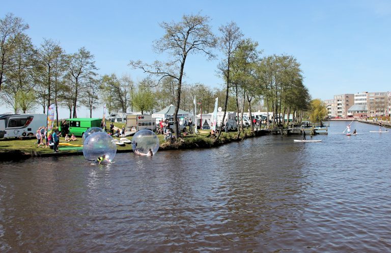 26e Snikkeweek in Musselkanaal; Snikkeweek opnieuw met Knoalparade