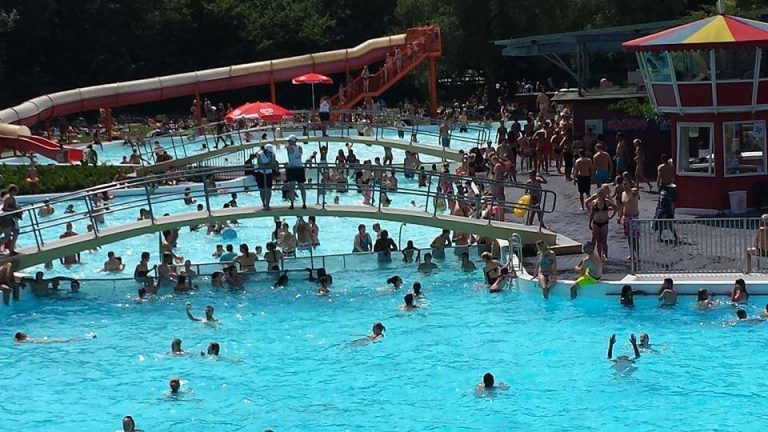 Lekker plonsen in het mooiste bad van Groningen, het kan nu nog!