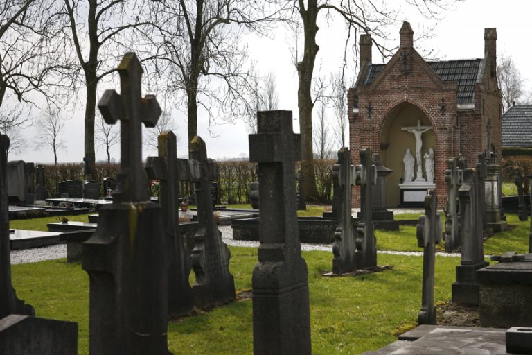 Rondleiding langs Groninger kerkhoven